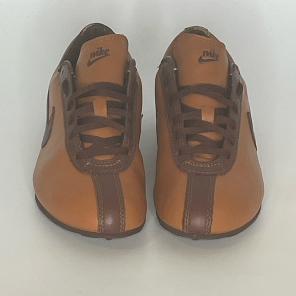 Vintage Nike Le Village Women’s Sneaker 2003 Size 8 - Picture 7 of 12